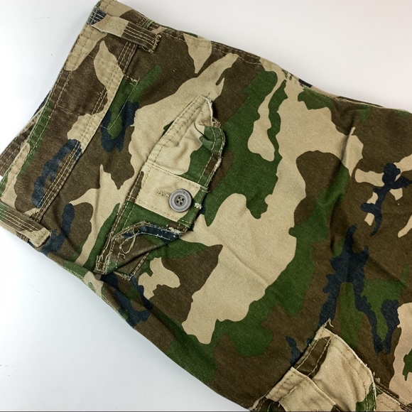 Free World | Shorts | Freeworld Camouflage Cargo Shorts | Poshmark